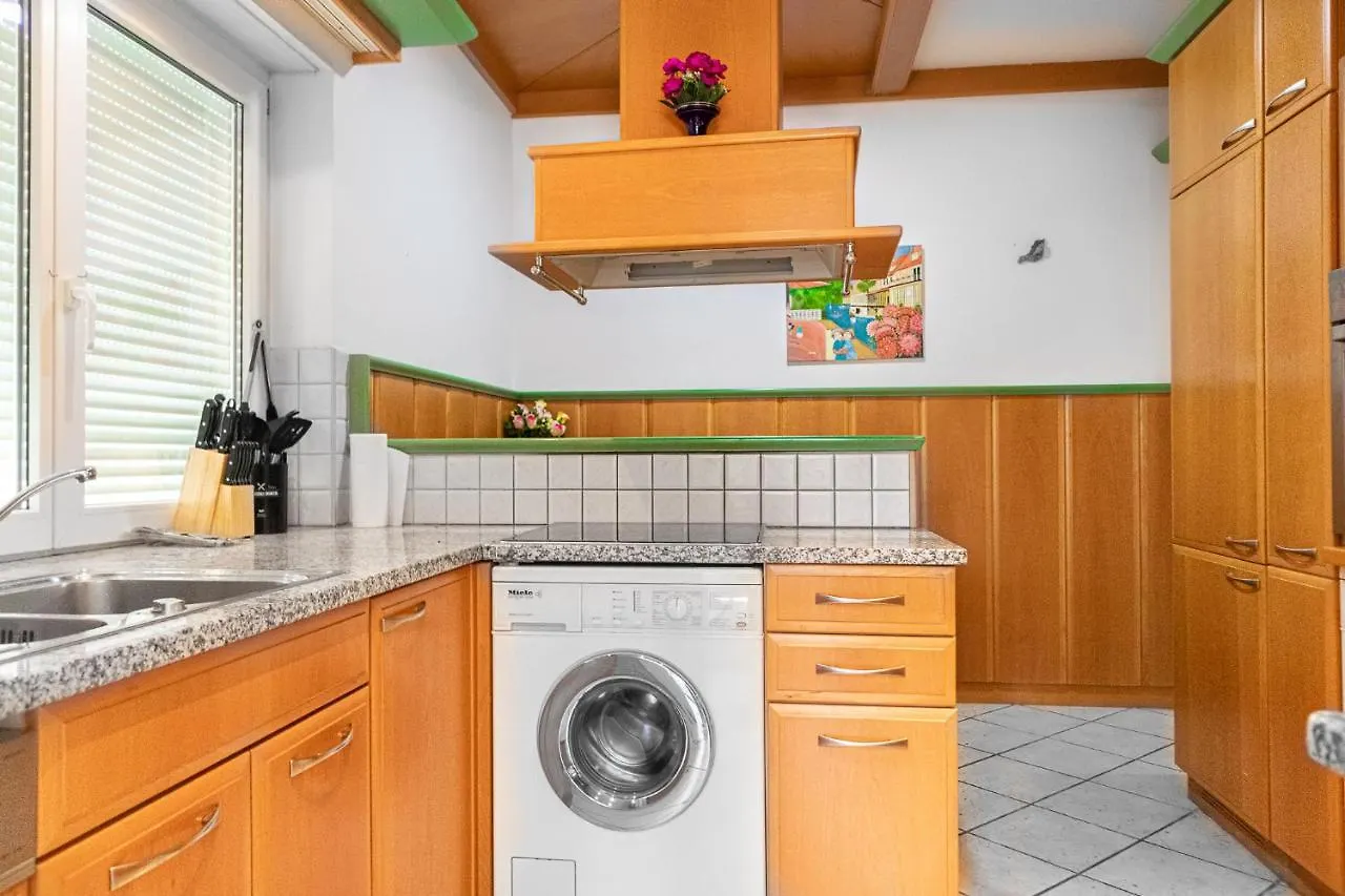 Exquisite Shared Villa - Your Private Room In This Beautiful Home Wiedeń
