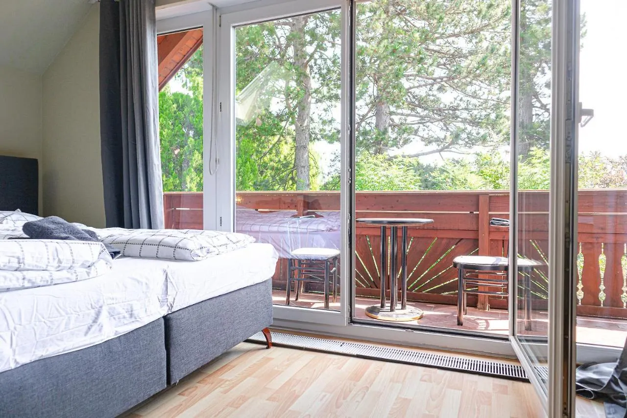 Apartament Exquisite Shared Villa - Your Private Room In This Beautiful Home Wiedeń Austria