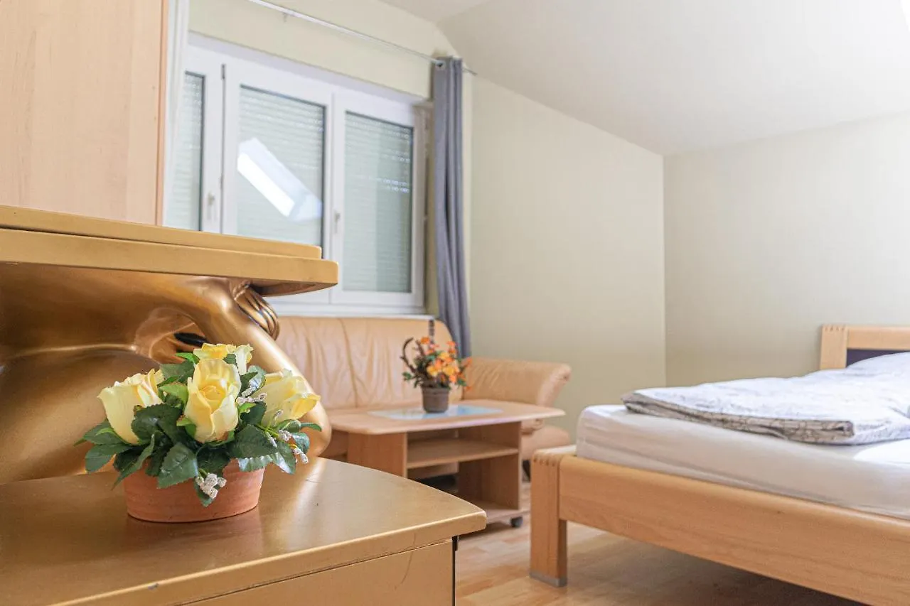 Exquisite Shared Villa - Your Private Room In This Beautiful Home Wiedeń