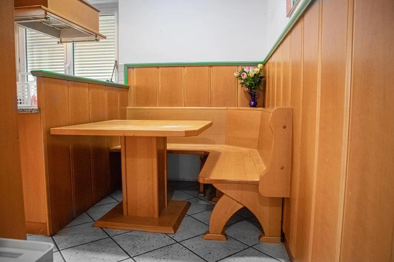 Apartament Exquisite Shared Villa - Your Private Room In This Beautiful Home Wiedeń