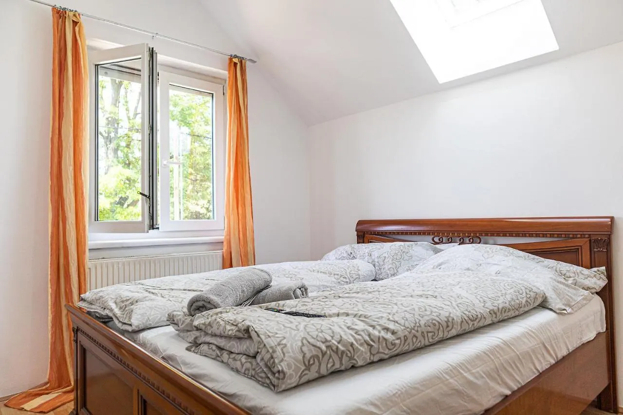 Exquisite Shared Villa - Your Private Room In This Beautiful Home Wiedeń Apartament