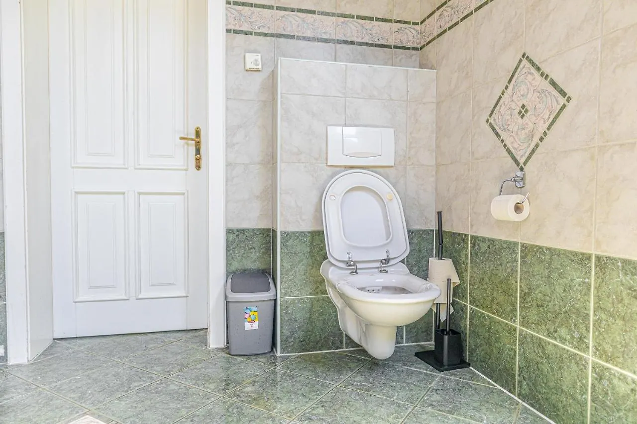 Exquisite Shared Villa - Your Private Room In This Beautiful Home Βιέννη