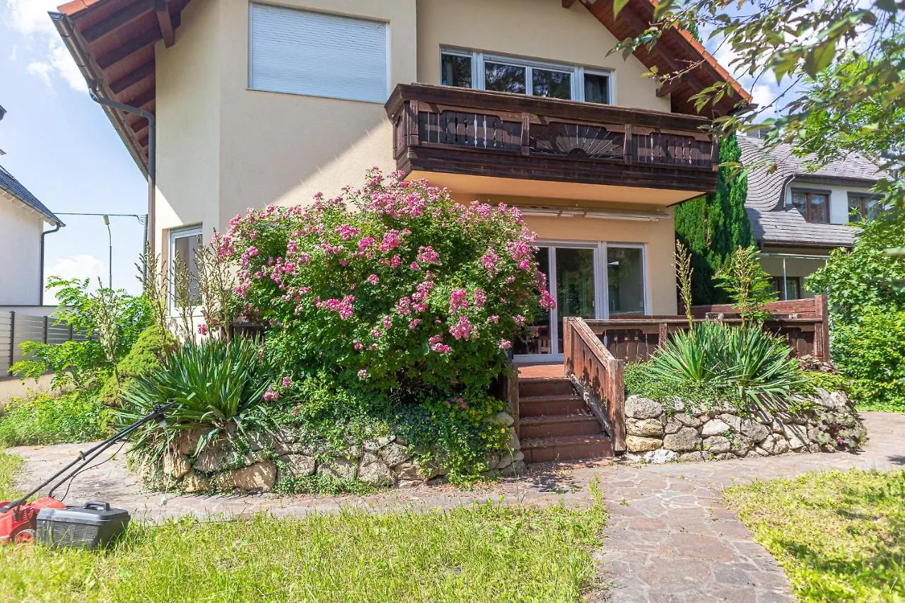 Exquisite Shared Villa - Your Private Room In This Beautiful Home Βιέννη
