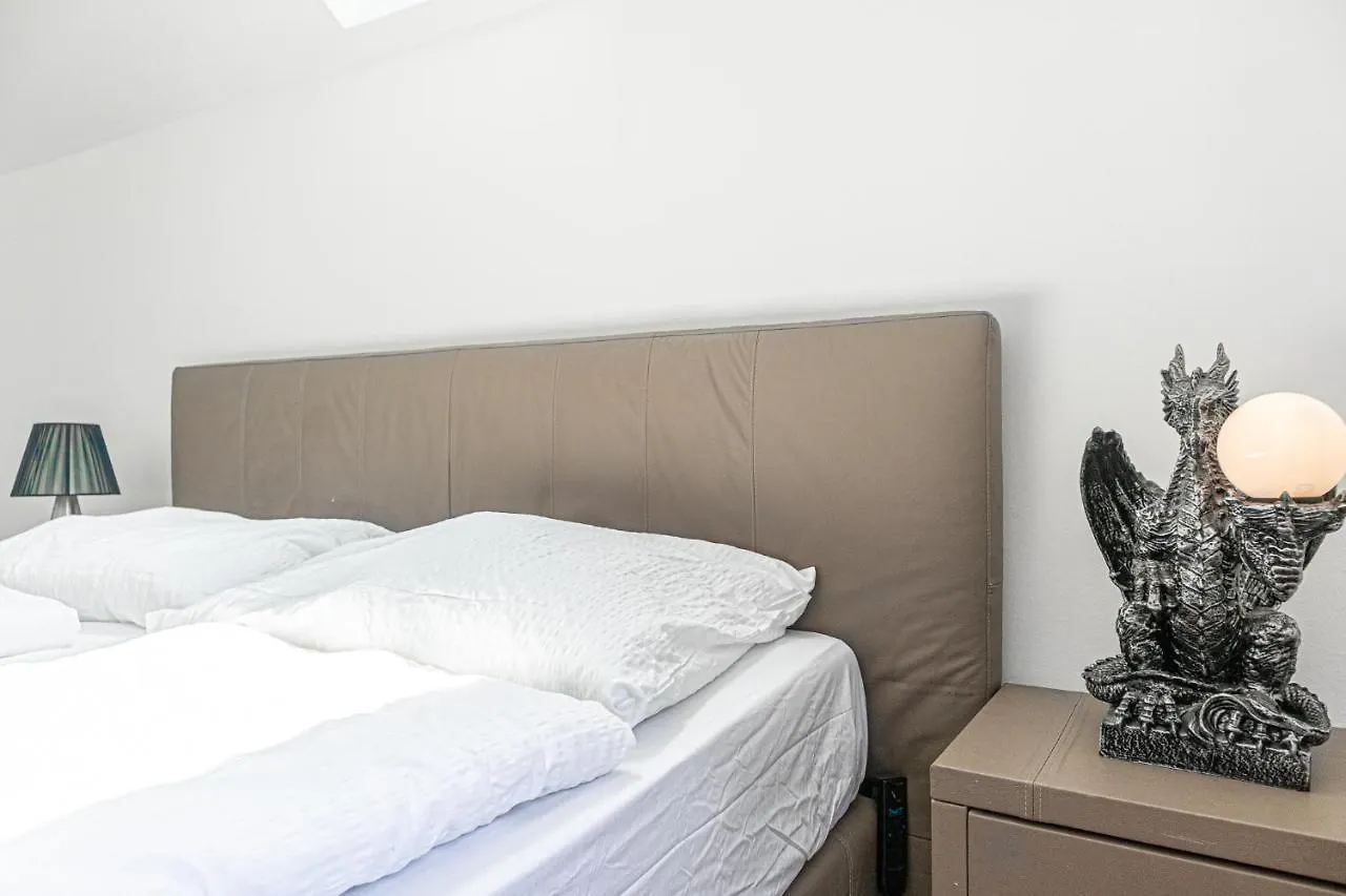 Exquisite Shared Villa - Your Private Room In This Beautiful Home Βιέννη Διαμέρισμα