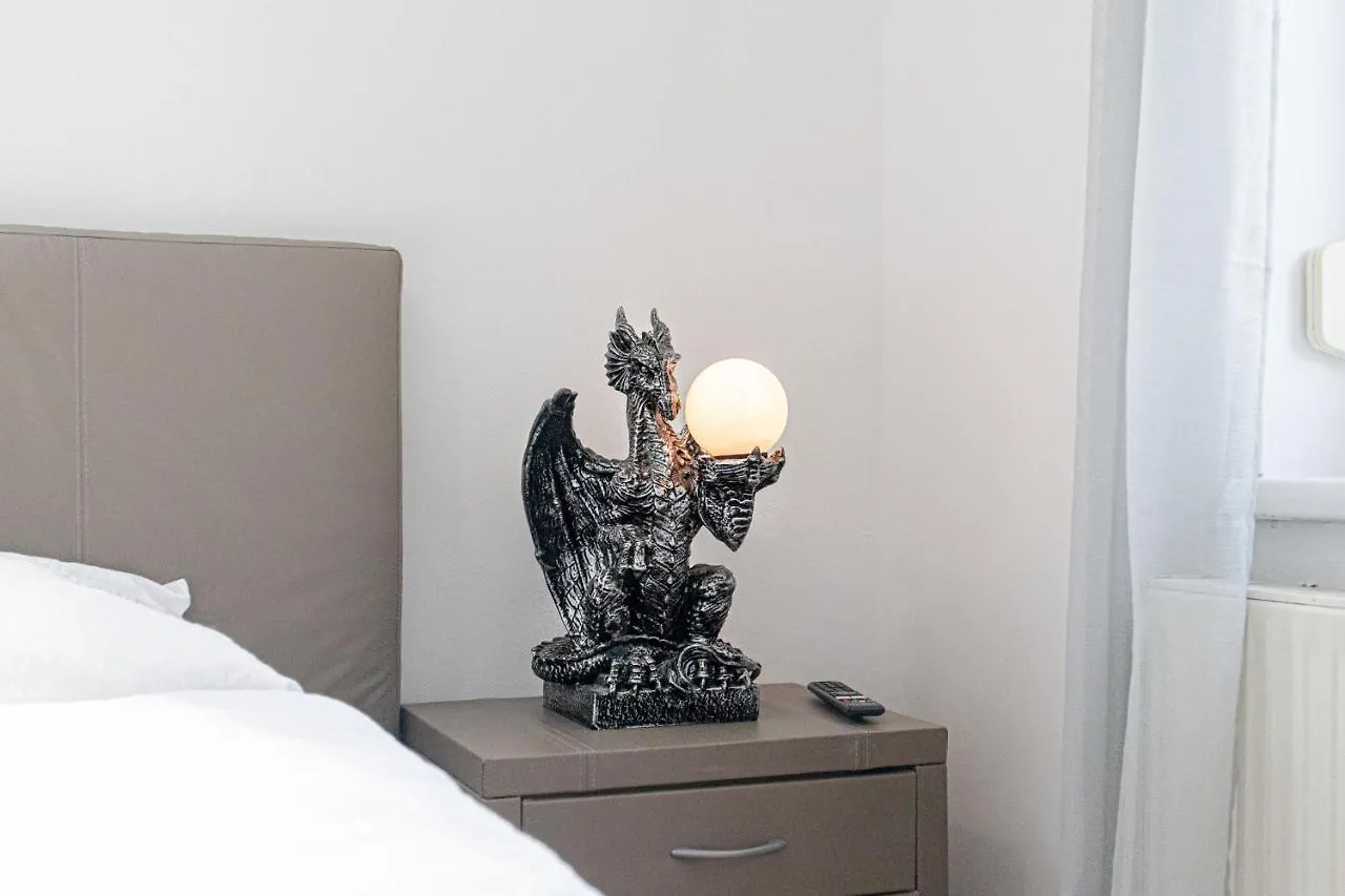 Exquisite Shared Villa - Your Private Room In This Beautiful Home Βιέννη Διαμέρισμα